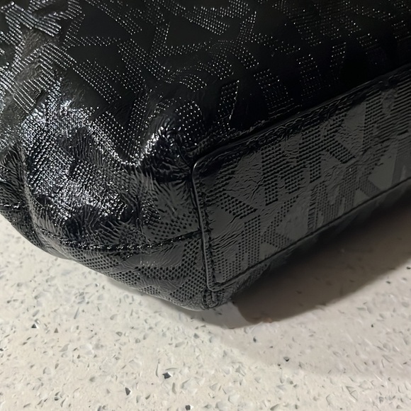 Michael Kors Shoulder Purse - Picture 10 of 17